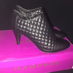 Rampage Black ankle boots size 9.5 NEW!